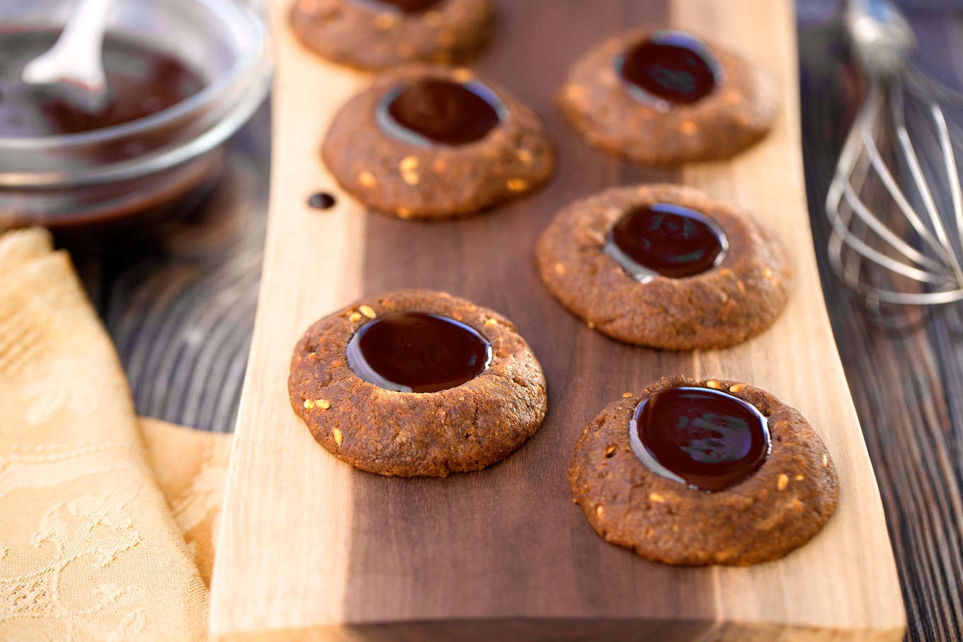 Gingerbread Fudge Buttons